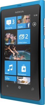 Nokia Lumia 800  ( Sea Ray)